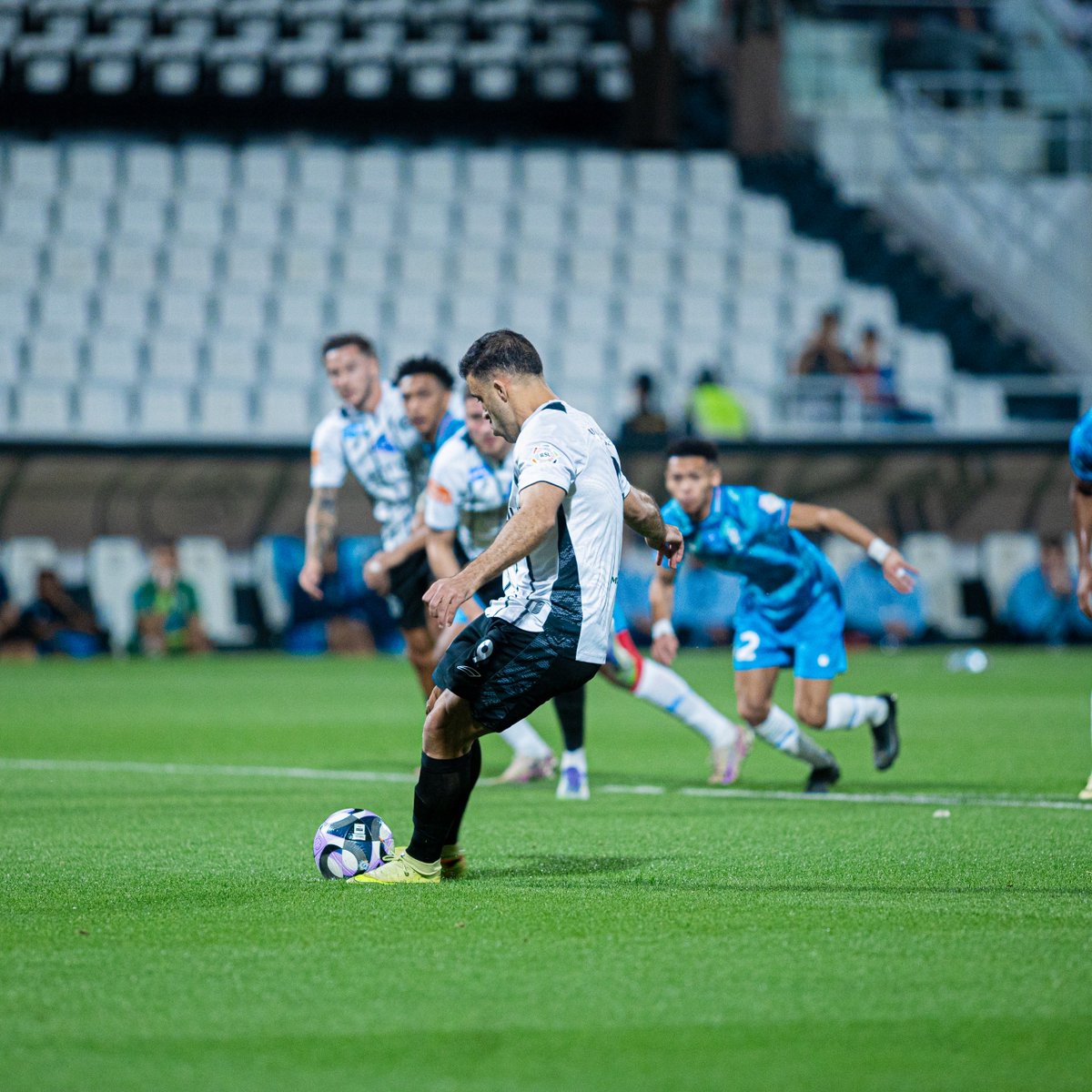 AlShabab_EN's tweet photo. Calm. Composed. Goal. ⚽
No mistake from the spot 🦁🇲🇦 https://t.co/MCRtp83e21