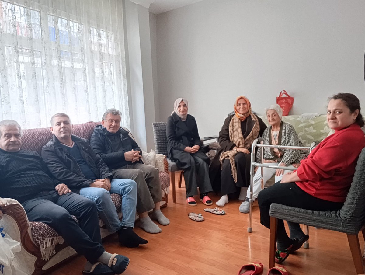 📍Sakızağacı

İl Başkanlığımızın 39 İlçe Hane Ziyaretleri programı kapsamında Bakırköy’ümüzde tüm mahallelerimizde hane ziyaretleri gerçekleştirdik.

Kapı kapı dolaşarak kıymetli komşularımızla bir araya geldik; gönül köprülerimizi güçlendirdiğimiz samimi sohbetler