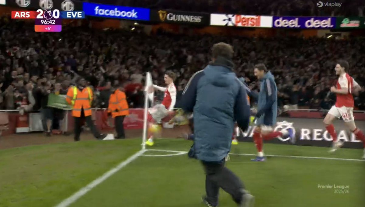 Optimist tweet media