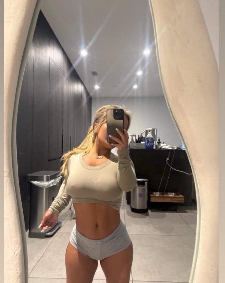 airikacal tweet media