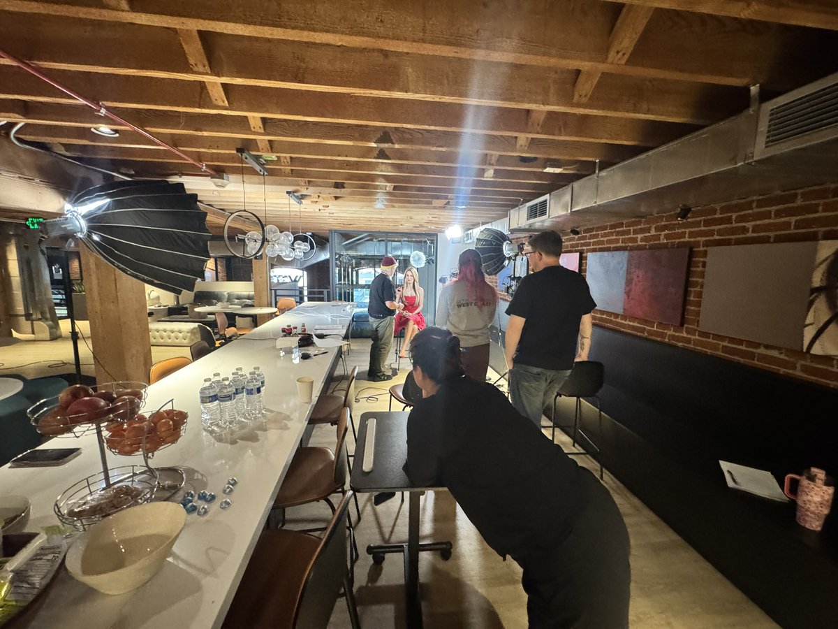 Maria Alex Beech 🐝 tweet media