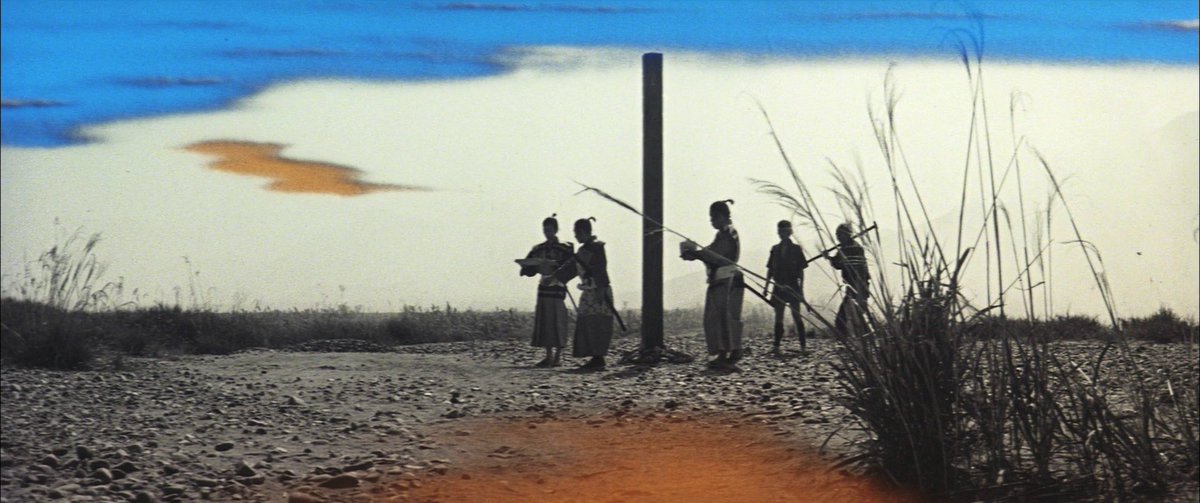 Le film est déjà commencé? tweet media