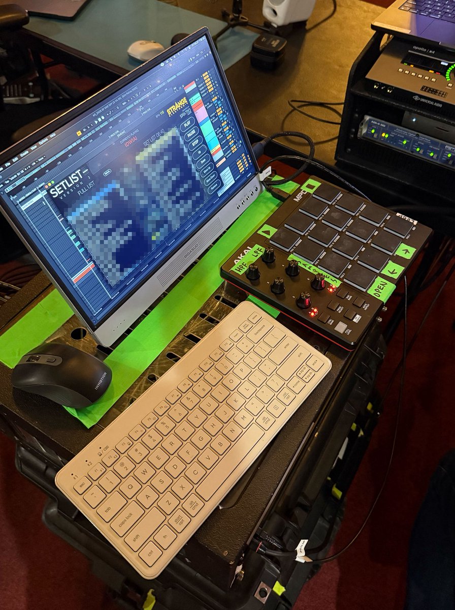 kim petras tweet media