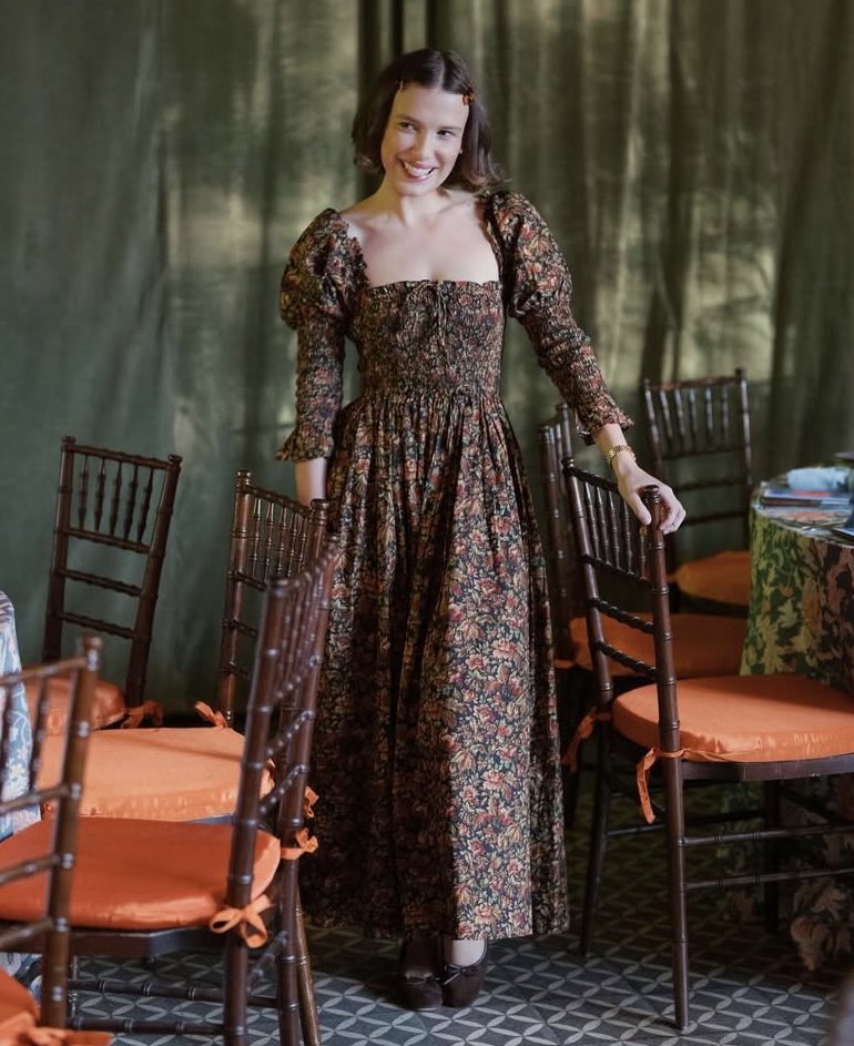 acervo millie bobby brown tweet media