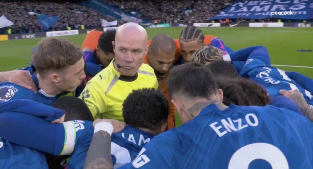 So after Palmer begged this referee for a penalty he still betrayed him💔