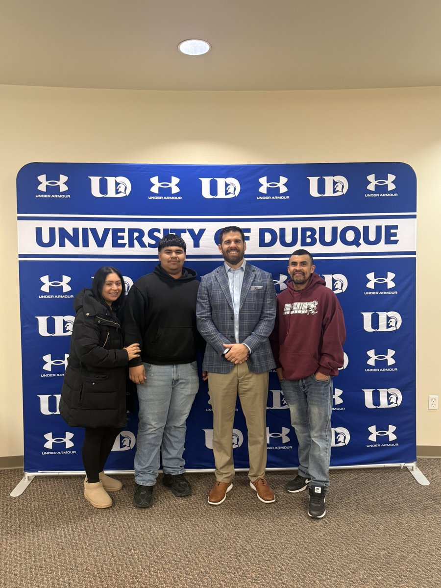 Oscar Mares tweet media