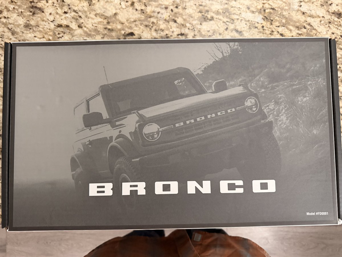 Knight Wolf 🐾Floofiest Floof🐾 🔜 FC2026 tweet media