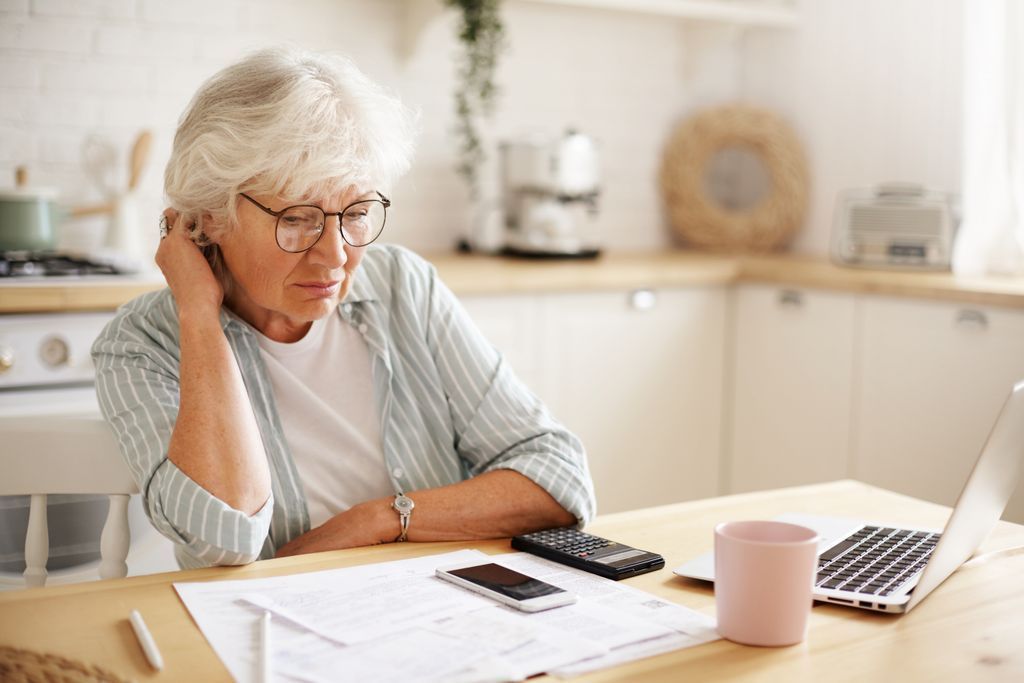 DeborahDian's tweet image. Are you a retiree, or someone younger, who is trying to stick to a tight budget? The suggestions in this article will help nearly everyone. Check it out below:

Article link: baby-boomer-retirement.com/2025/12/budget…

#budgeting #BudgetFriendly
