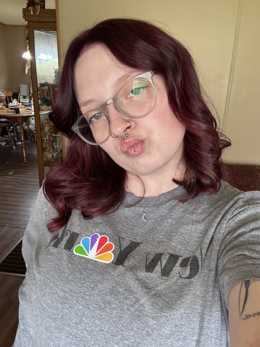 meagan tweet media