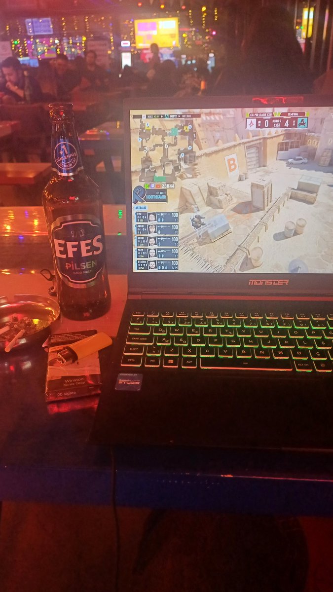 Felaket hell yeah modundayım, Ankara watch party'sinden boynu bükük döndüğüm ESL finali için intikam hayaliyle #AuroraKupaya