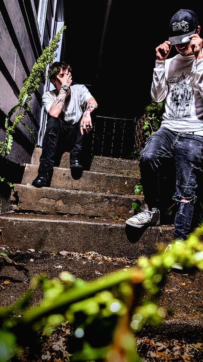 Heyitsomen tweet media