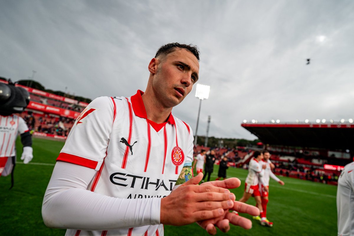 Victòria i porteria a zero, tarda perfecte a casa amb vosaltres, afició! 🫶🏻🙌🏻 L’equip es mereixia aquest premi. A per més, <a href="/GironaFC/">Girona FC</a>! 🫡🚀 

#GironaFC