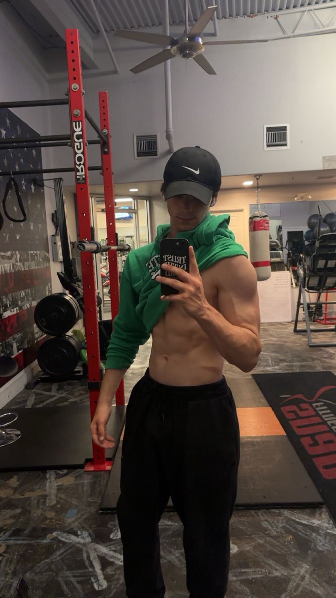 Brensyn “SpiderMan” Farnsworth tweet media