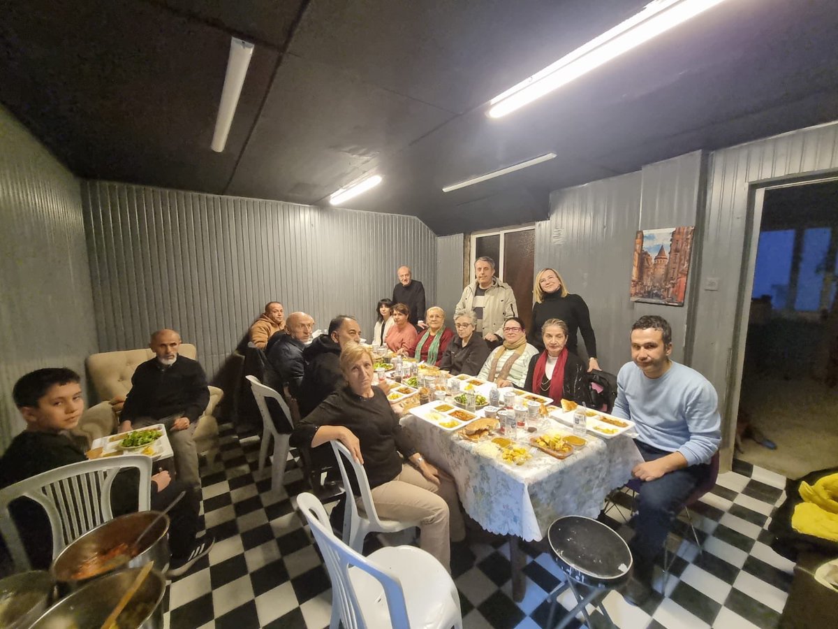 akpartisislitb's tweet photo. Bozkurt Mahallesi iftar programı sonrası haftalık toplantımızı İlçe Yönetim Kurulu üyesi Aziz Bülent Aydın ve Mahalle başkanımız Yılmaz Mert  ile gerçekleştirdik.

#BirOlmakRuhumuzdaVar 

@abdullahozdemir 
@srkplt 
@akpartiistanbul 
@AKPartiSisli 
@halimaksu
@sinanmericc https://t.co/4UFpzbDOAZ