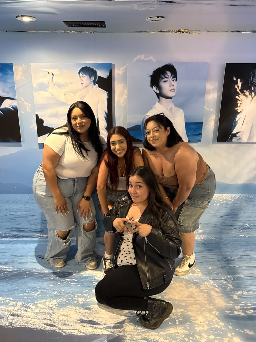 hello82 LA tweet media