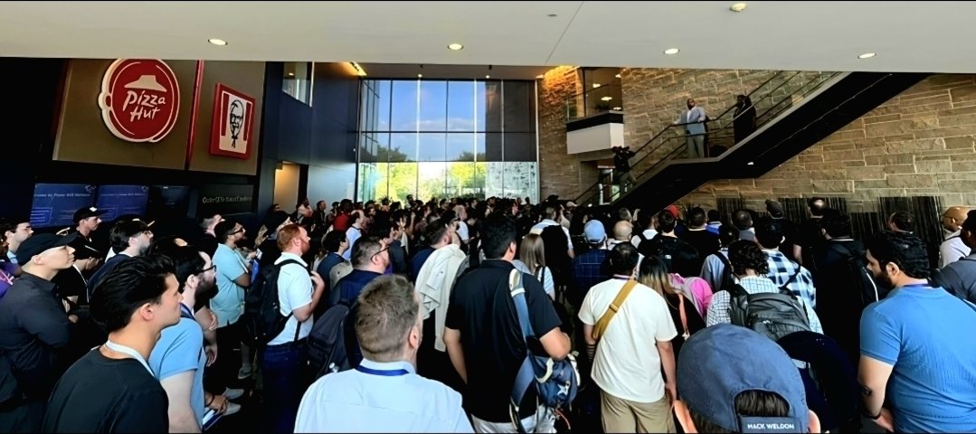 Danny Thompson tweet media