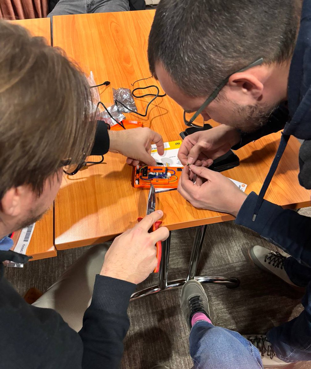 ClavaStack tweet media