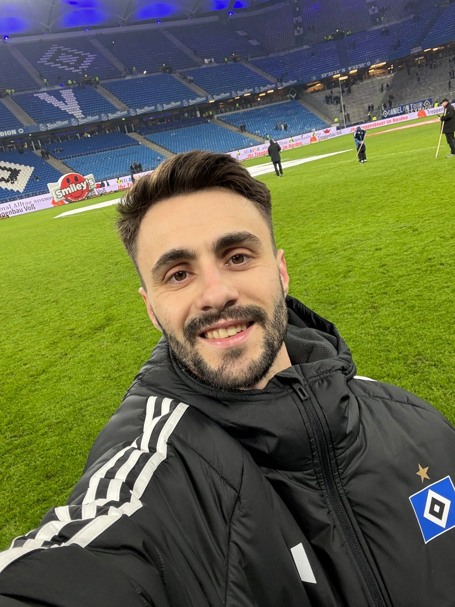 HSV English tweet media