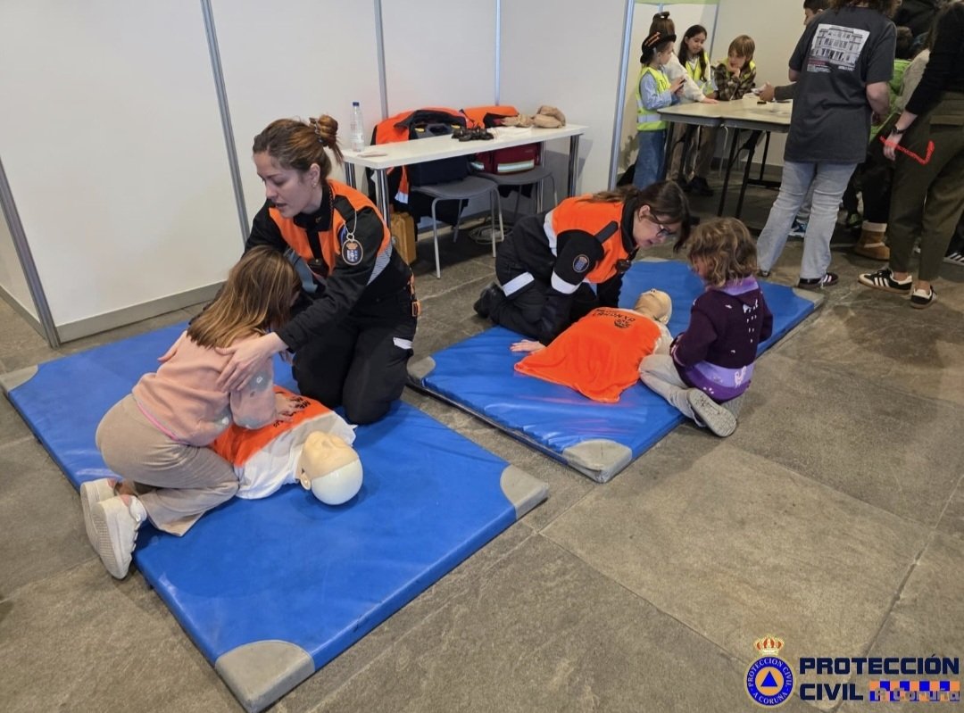 Protección Civil Coruña tweet media