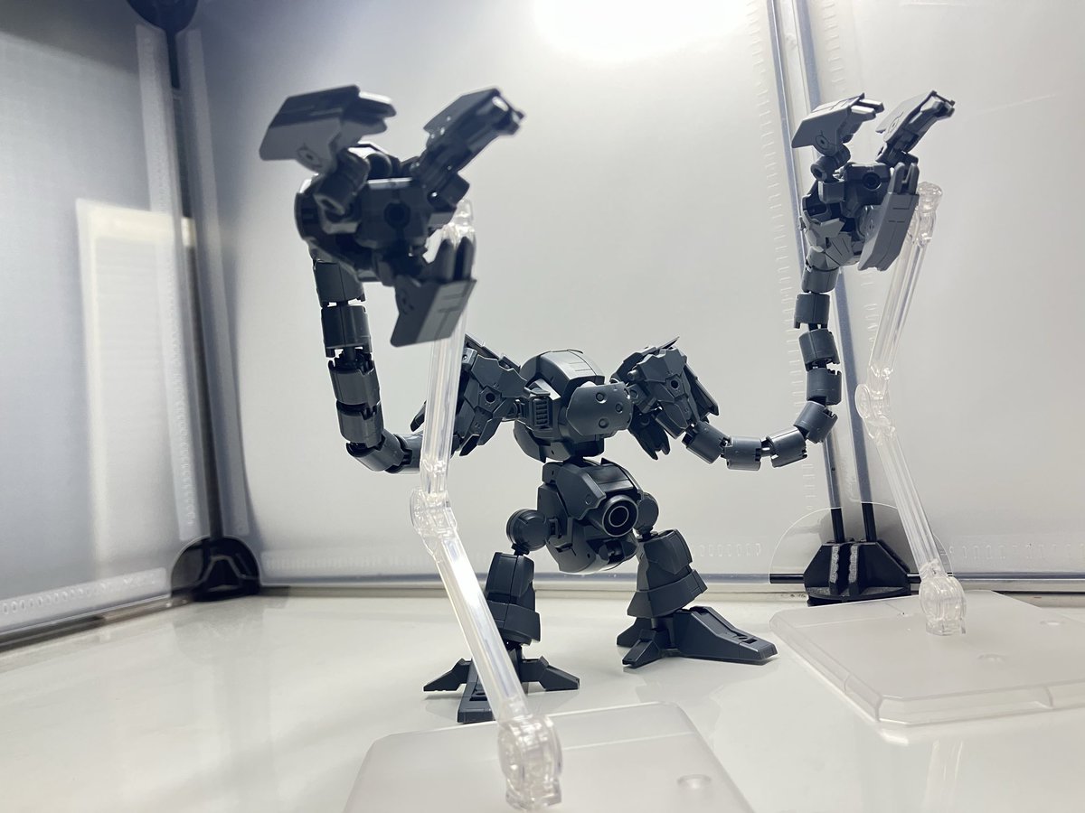 そこら辺の人 tweet media