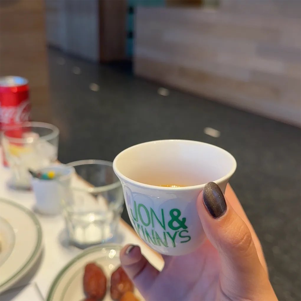 لنـا tweet media