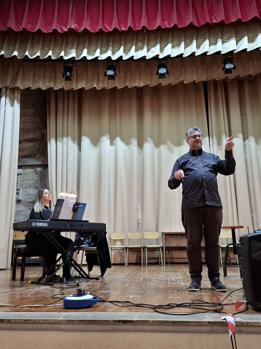 Associació Messies Participatiu de Barcelona tweet media