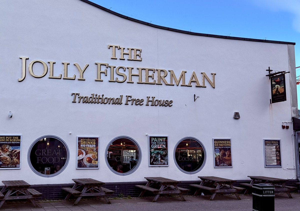 simon renwick tweet media