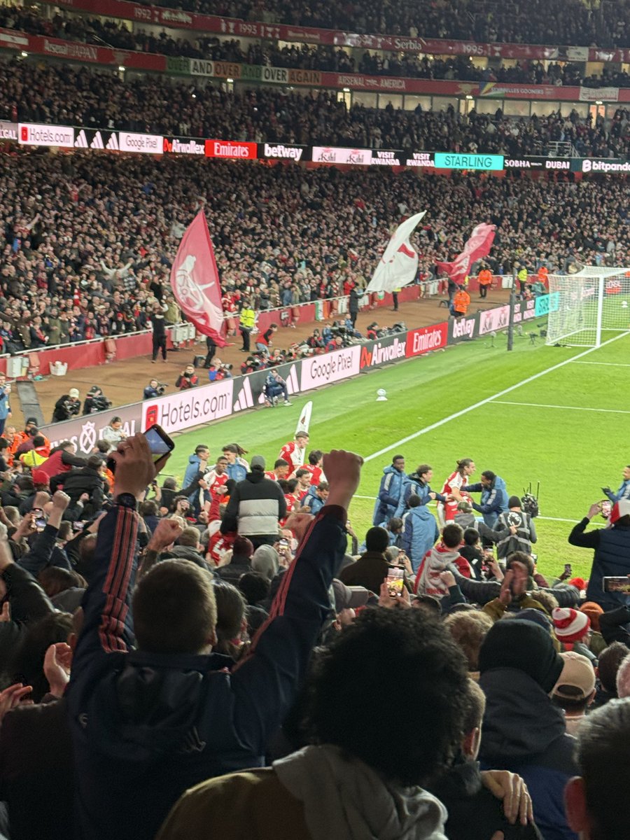 Anthony Field tweet media