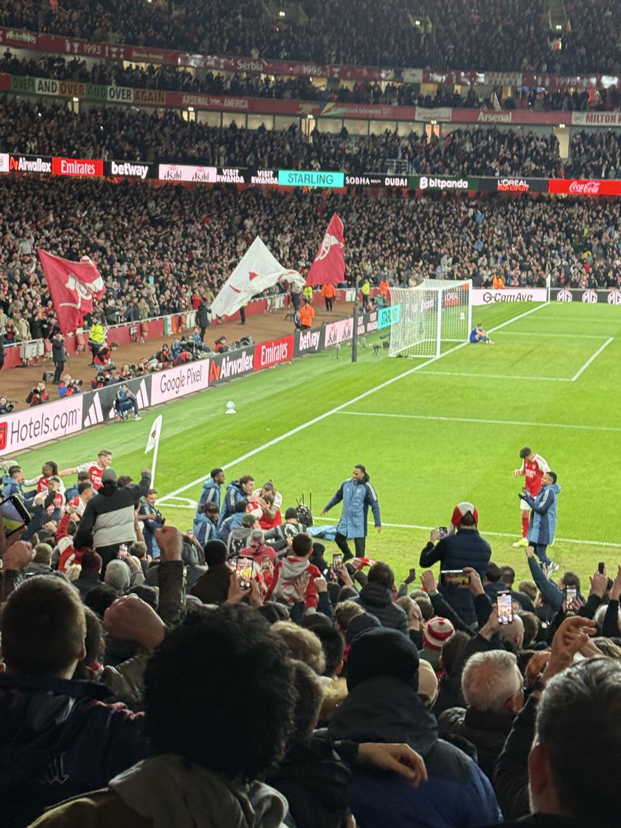 Anthony Field tweet media