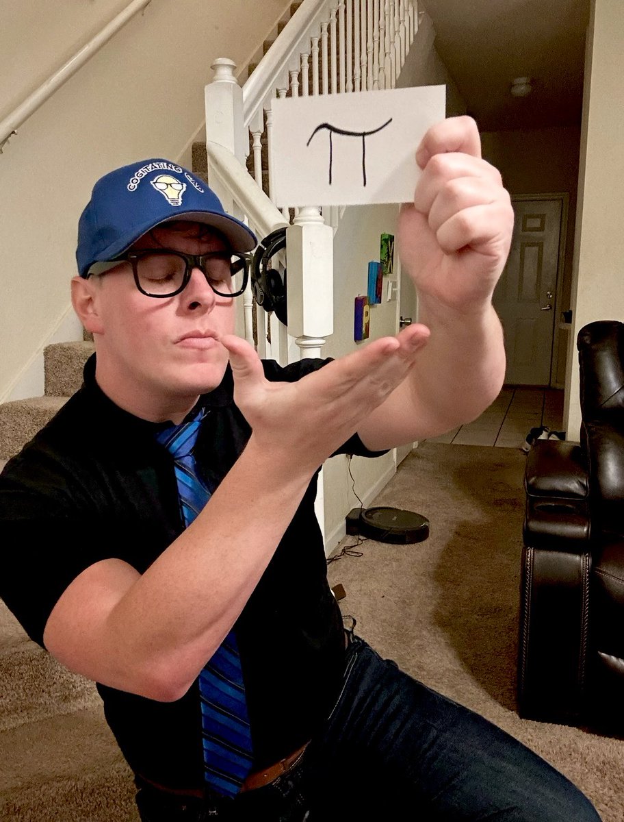 Thomas Sanders tweet media