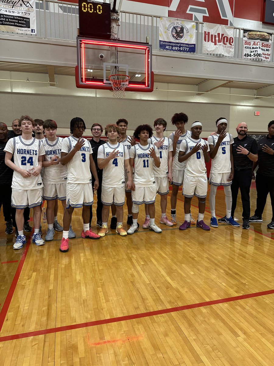 Hillcrest Basketball tweet media