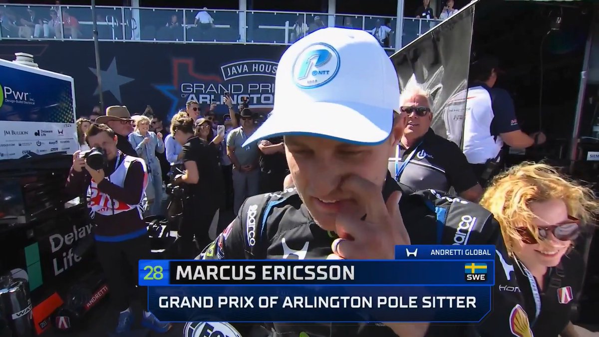 hotmeils tweet media