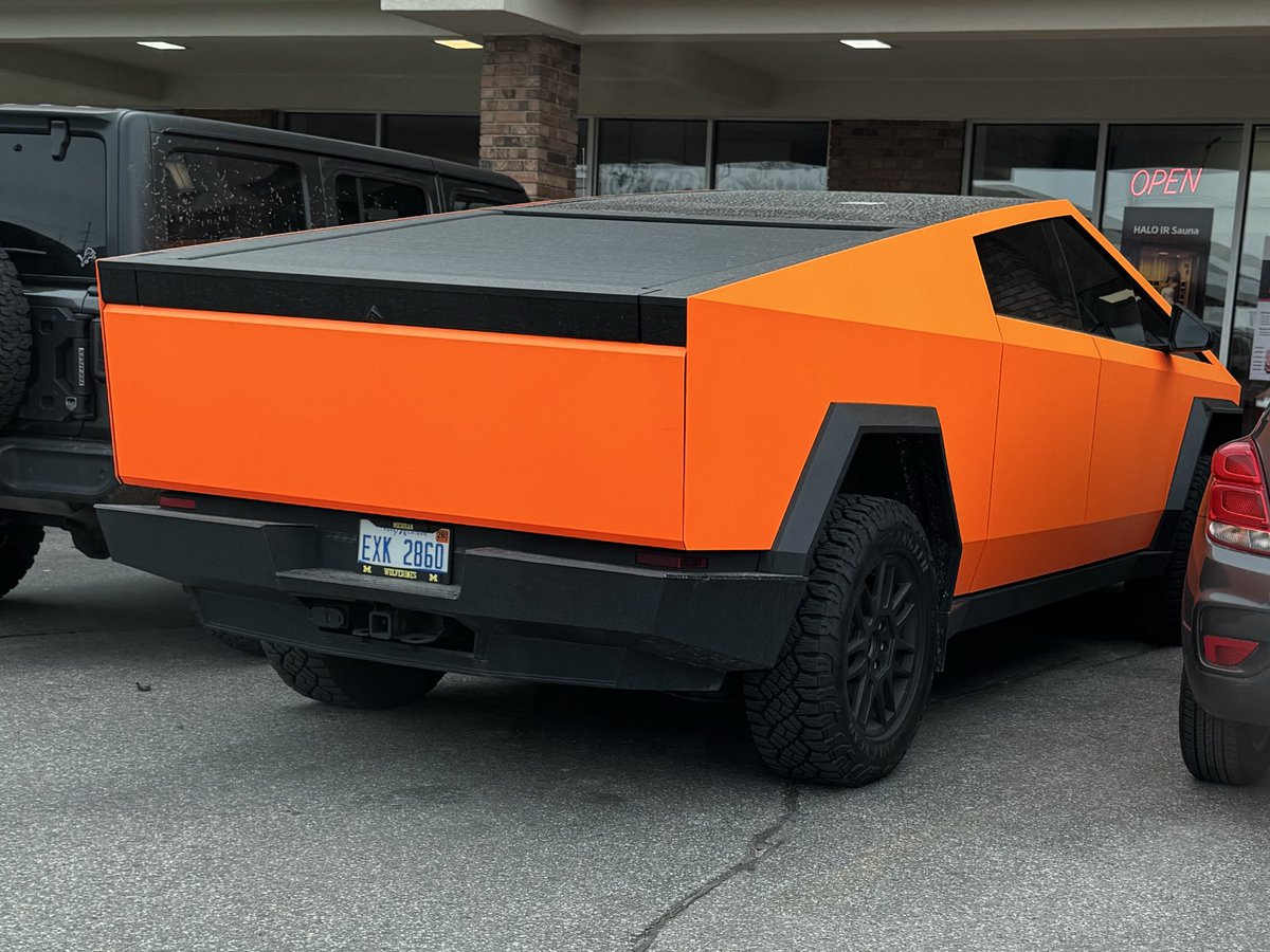 Matt Smith tweet media