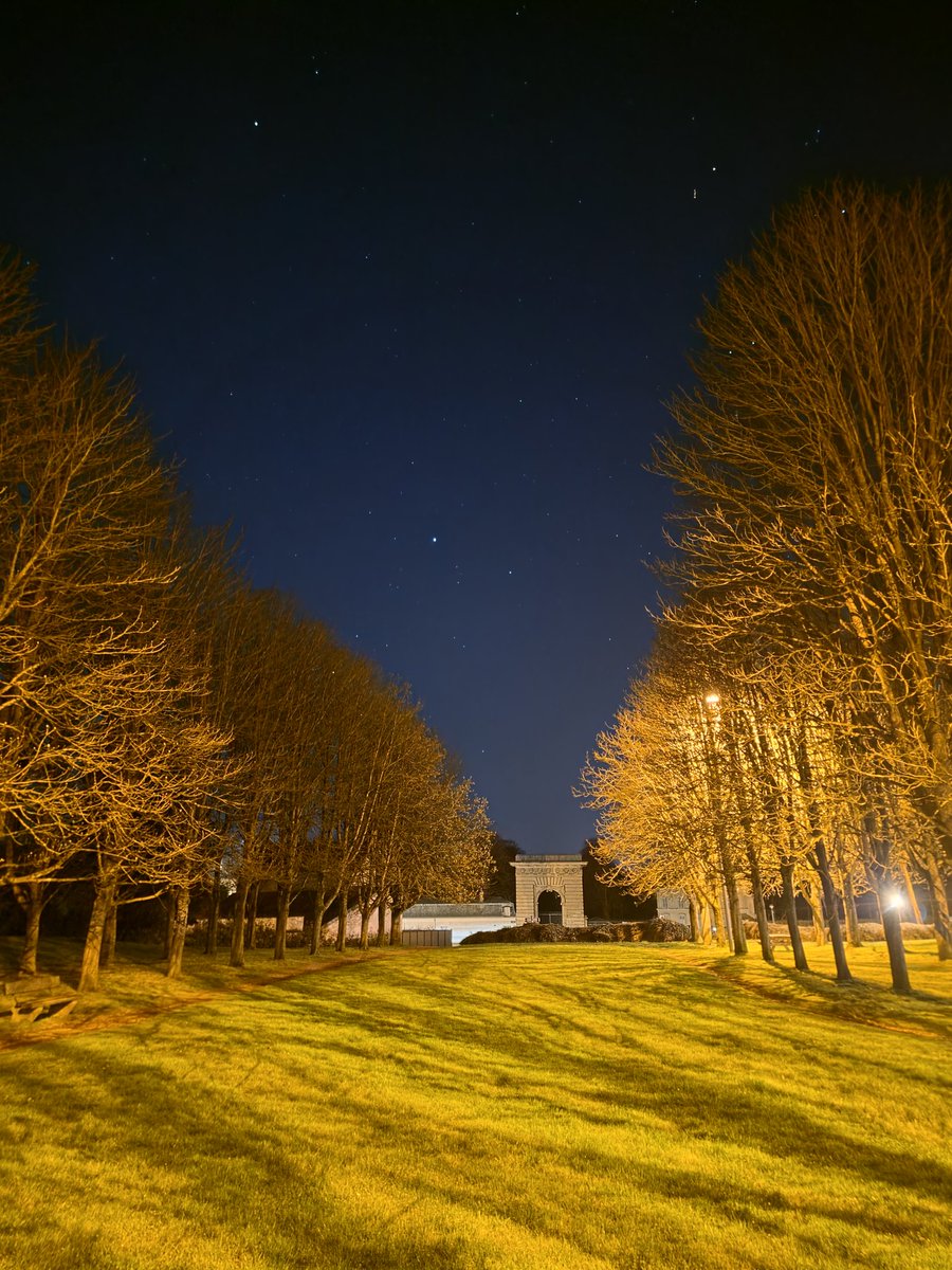 Porte Saint Antoine, Versailles ✨️

 200M shot   #SamsungGalaxyS26Ultra