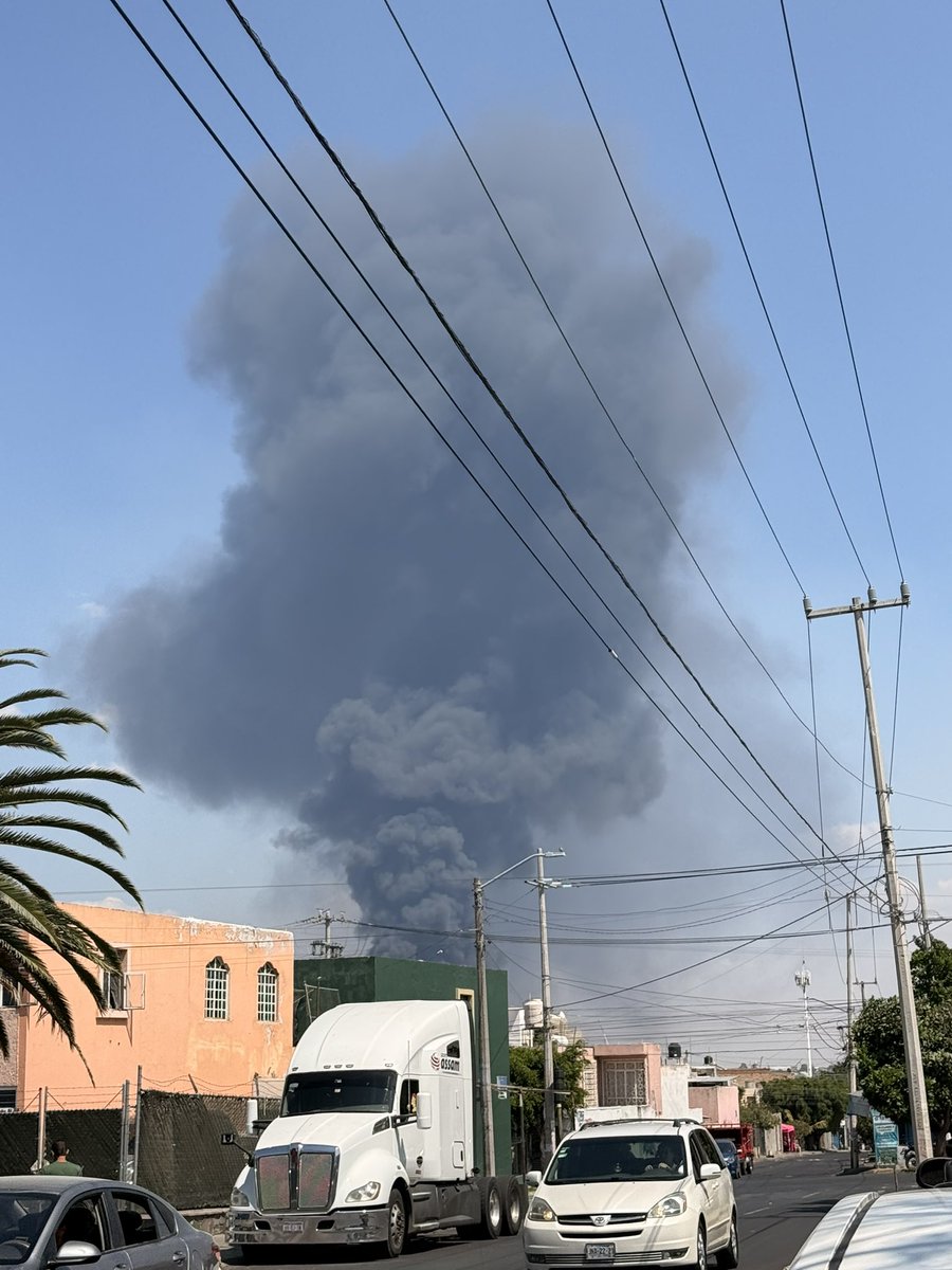 ParFerDay20s's tweet photo. @Trafico_ZMG https://t.co/S4bFAWR1w2