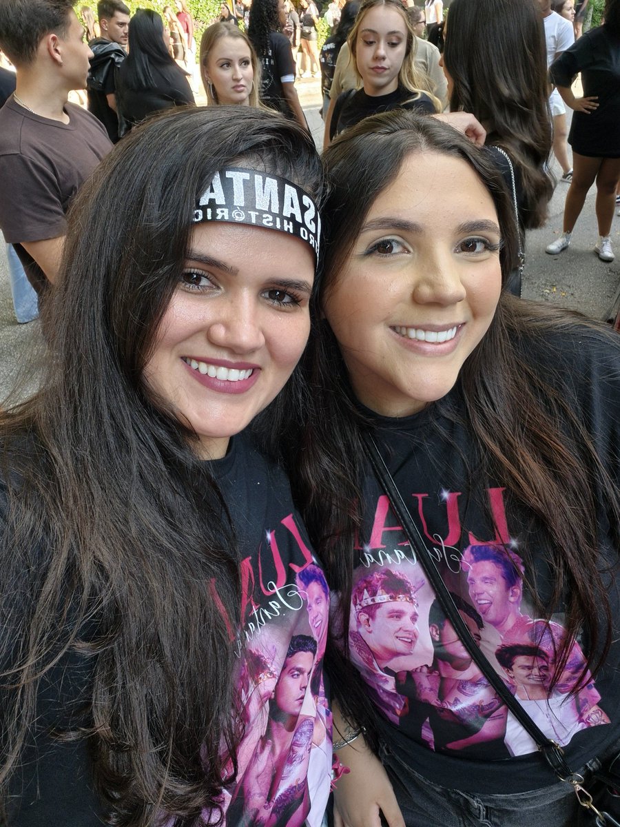 seuabracolr's tweet photo. minha irmã do coração! te amo @spteviveluan ♥️ https://t.co/1GstZb0EnQ