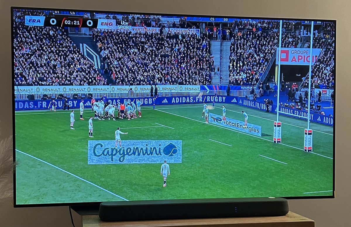 Am I getting old or are the kit colours too similar in the France v England game? On the wide angle they look identical to me