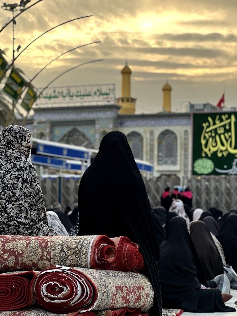 AllamiiHala's tweet photo. Burdened by everything, I only want solitude in your sanctuary ❤️‍🩹. https://t.co/UdSCQGNtJr