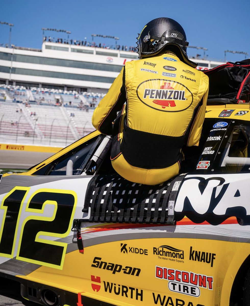 Starting 6th in Fabulous Las Vegas.
#NASCAR