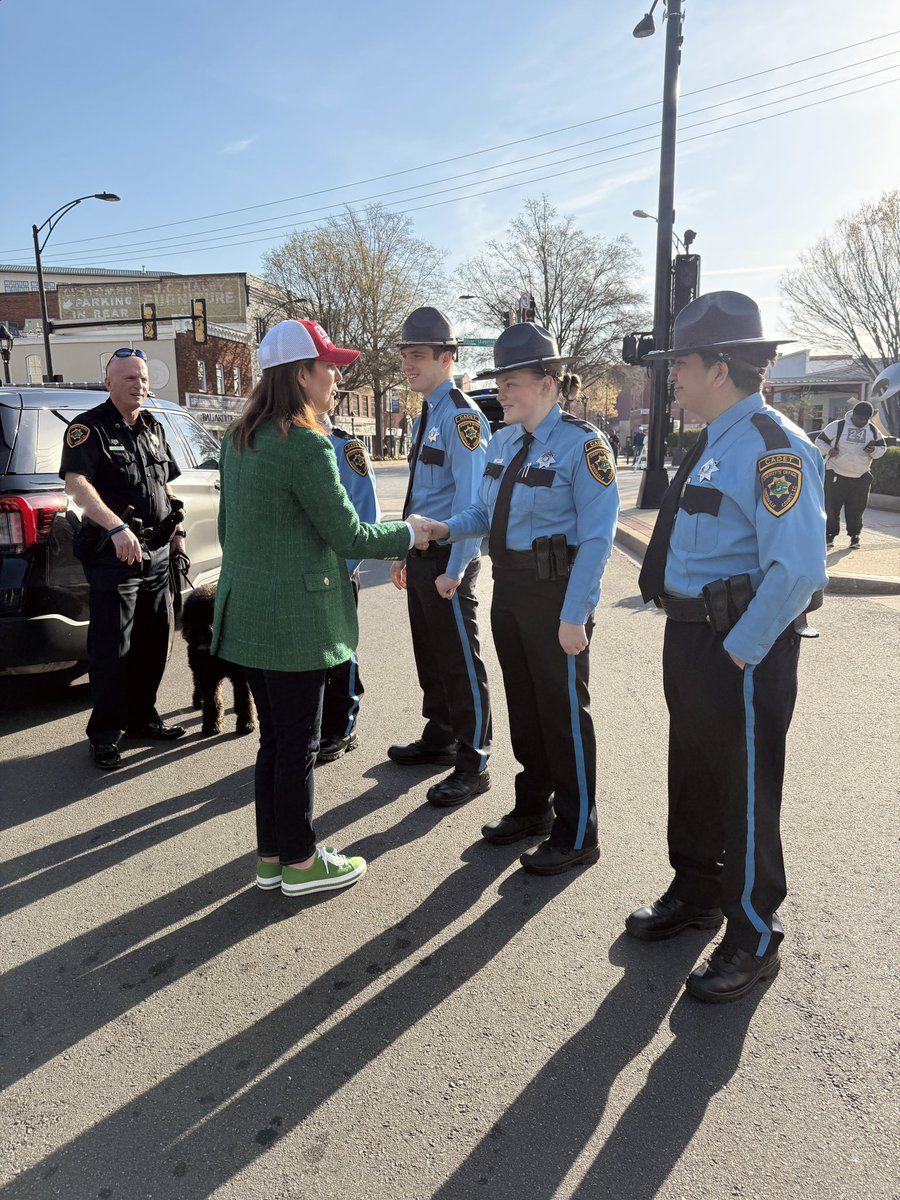 Lt. Gov. Pamela Evette tweet media