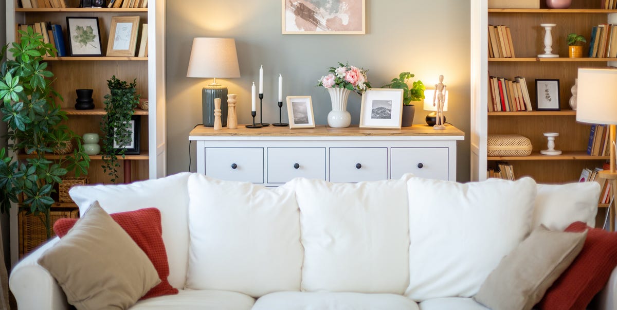 Why Designers Love the Refined Layering Trend goodhousekeeping.com/home/decoratin…