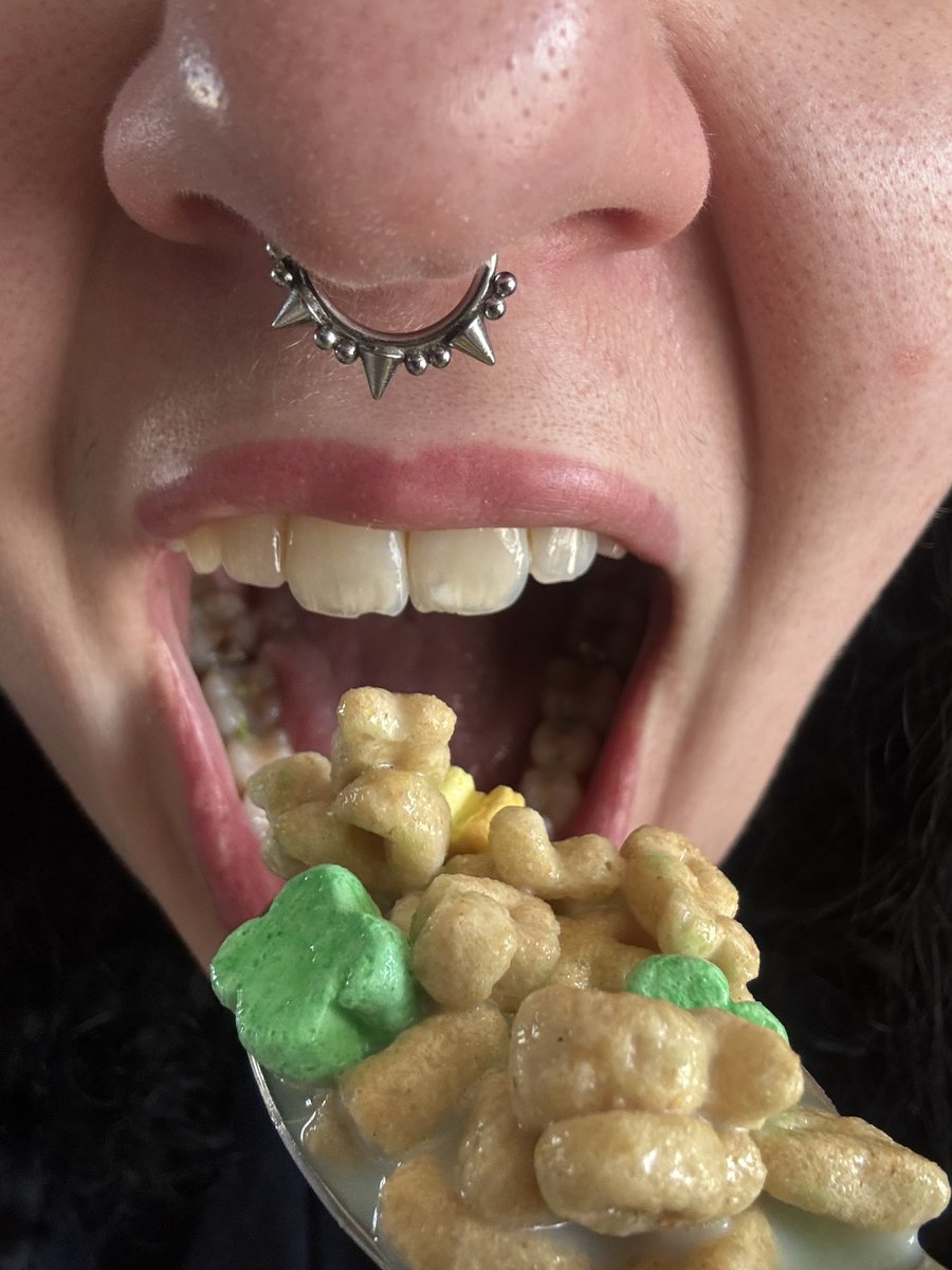 Sole Goddess 🖤 tweet media