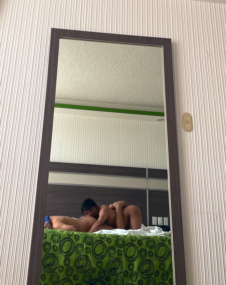 Mirror 😎