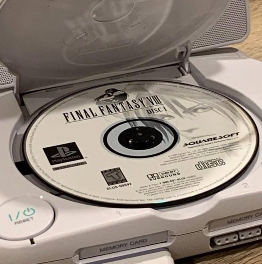 old memory tweet media