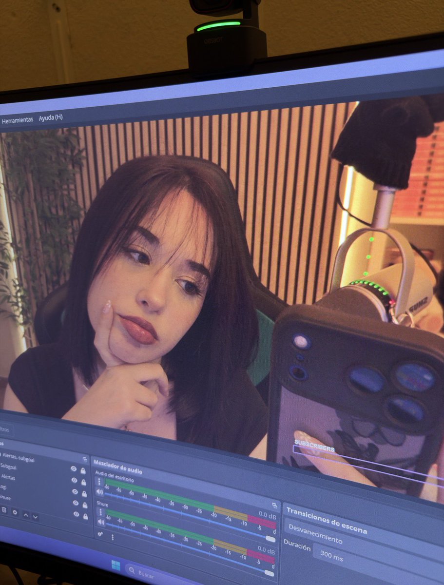 andrea :) tweet media