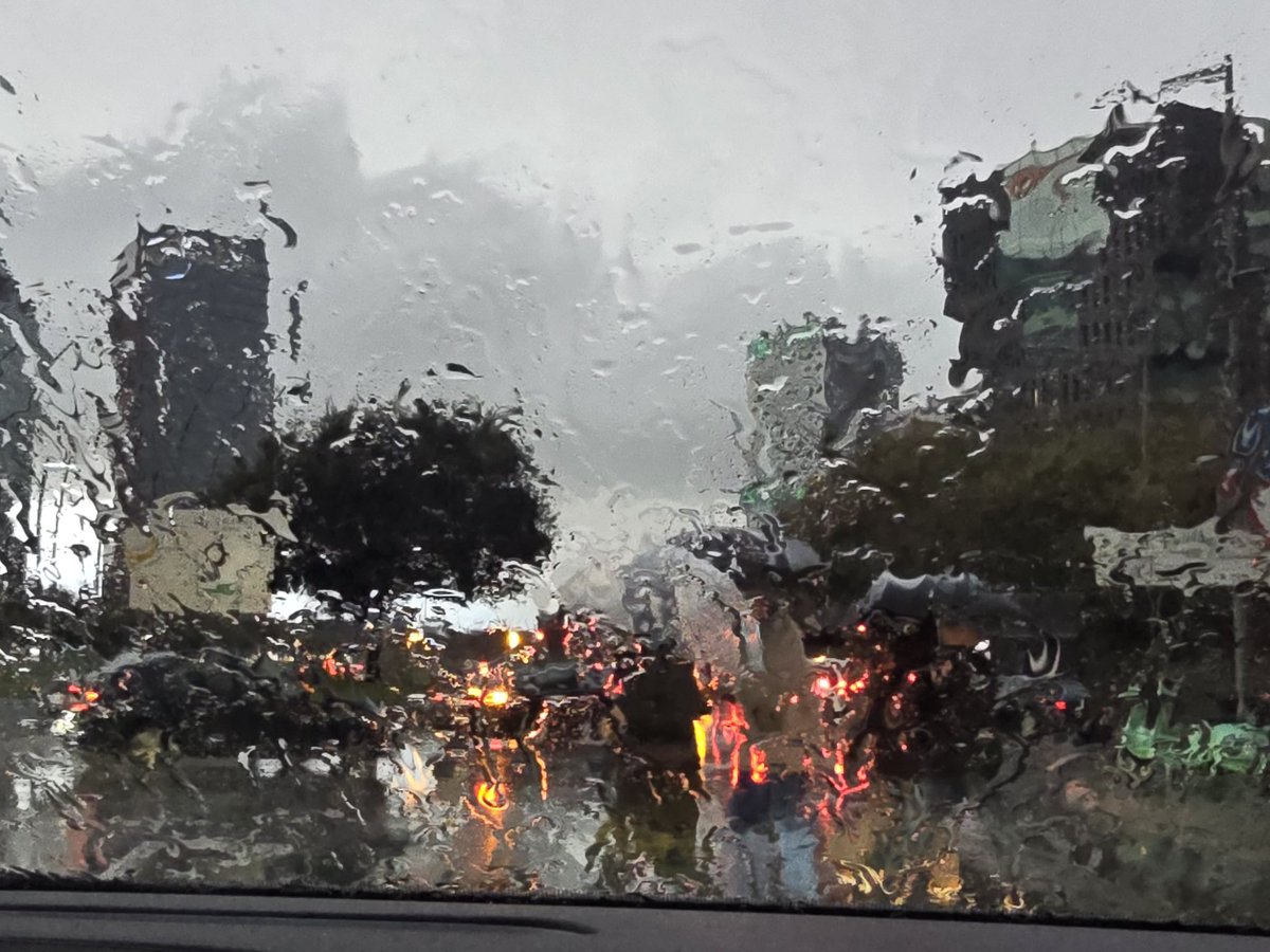 M.Isabel tweet media