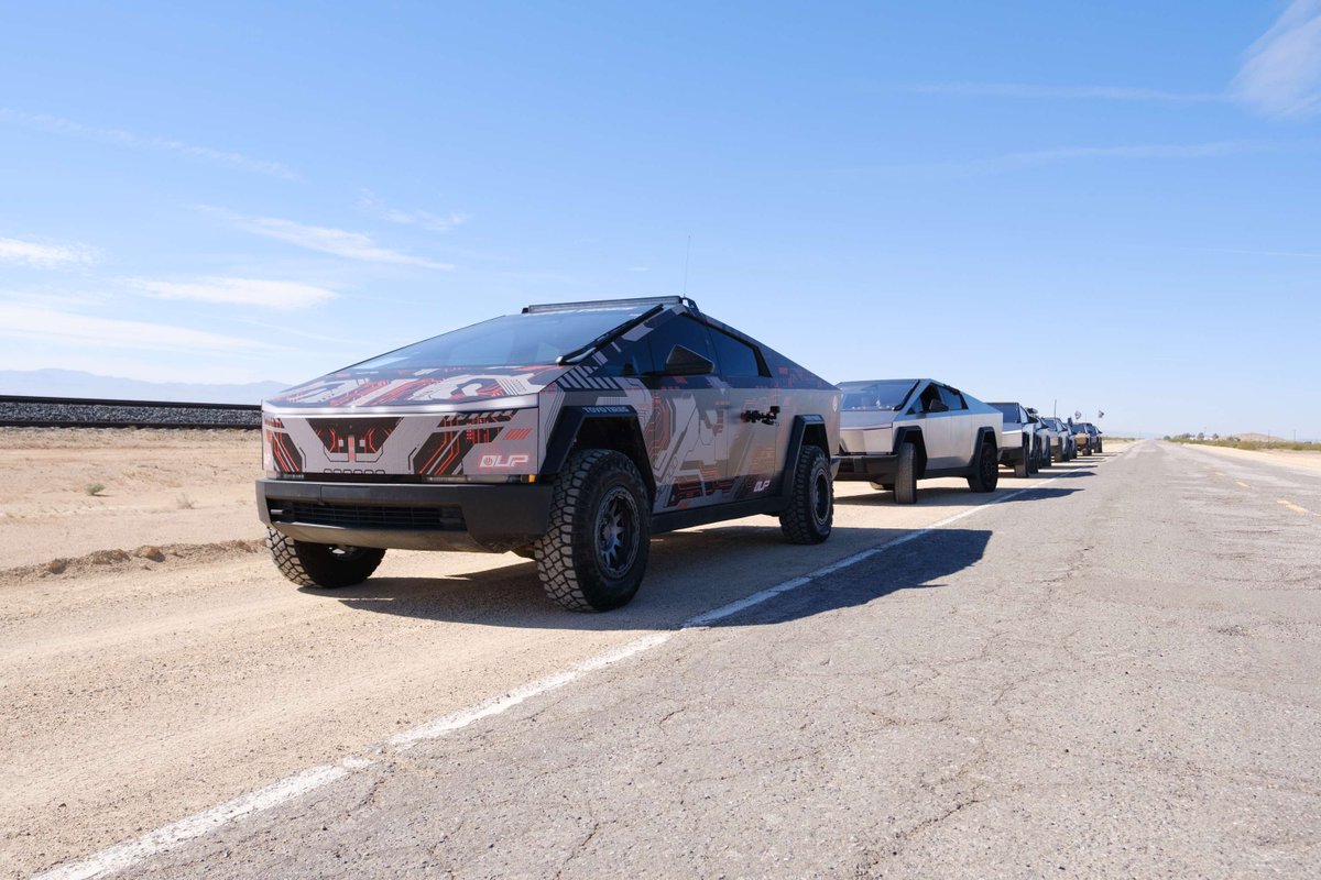 UNPLUGGED PERFORMANCE tweet media