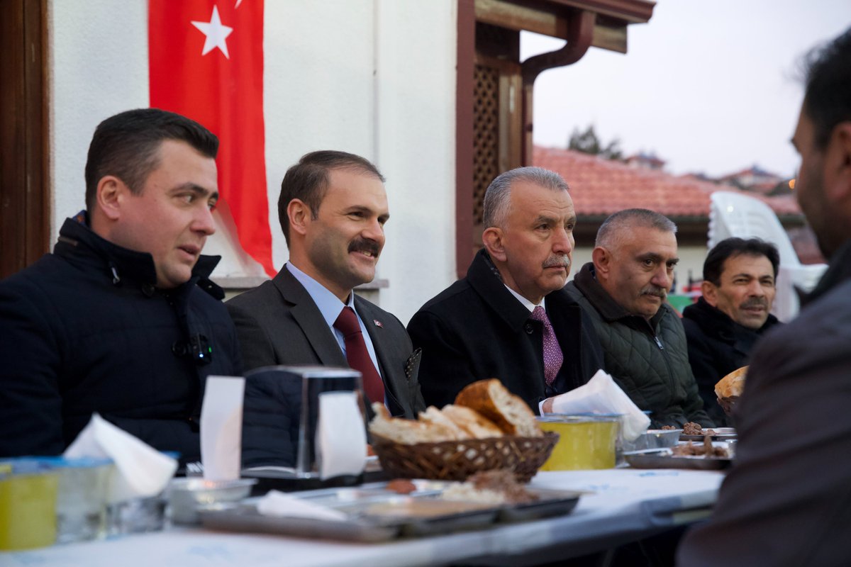 Ramazan’ın Bereketini Paylaştığımız Geleneksel Çamlıdere İftarı Yoğun Katılımla Gerçekleşti 🌙

Ramazan’ın bereketini ve kardeşliğini hep birlikte yaşadığımız Geleneksel Çamlıdere İftarı’nda hemşehrilerimizle aynı sofrada buluştuk.

Ankara Milletvekilimiz Sn. Osman GÖKÇEK,