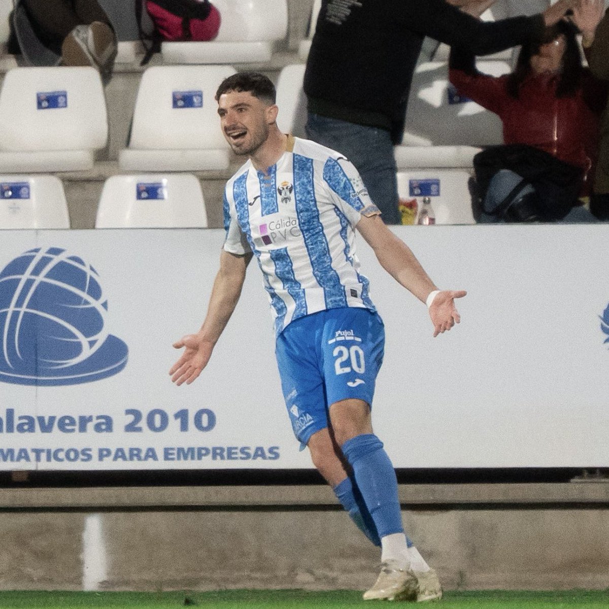 CFTalavera's tweet photo. 🌟 @rubenfer8 🌟

#TalaveraAvilés https://t.co/MFhcA6sbWw