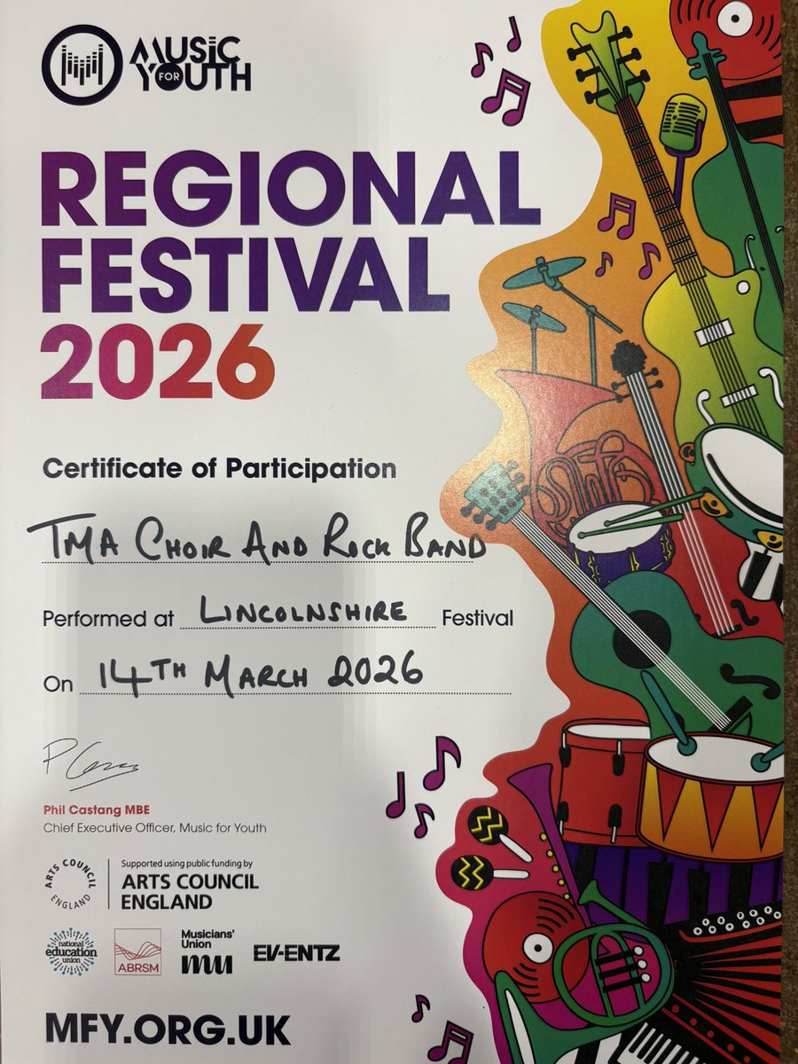 MiddlecottMusic's tweet photo. An amazing evening session @musicforyouth hosted by @LMSlincsmusic So proud of our @TMAkirton Academy Choir and Rock Band 🎸 🎤 🥁 https://t.co/KYFzyu6bVN